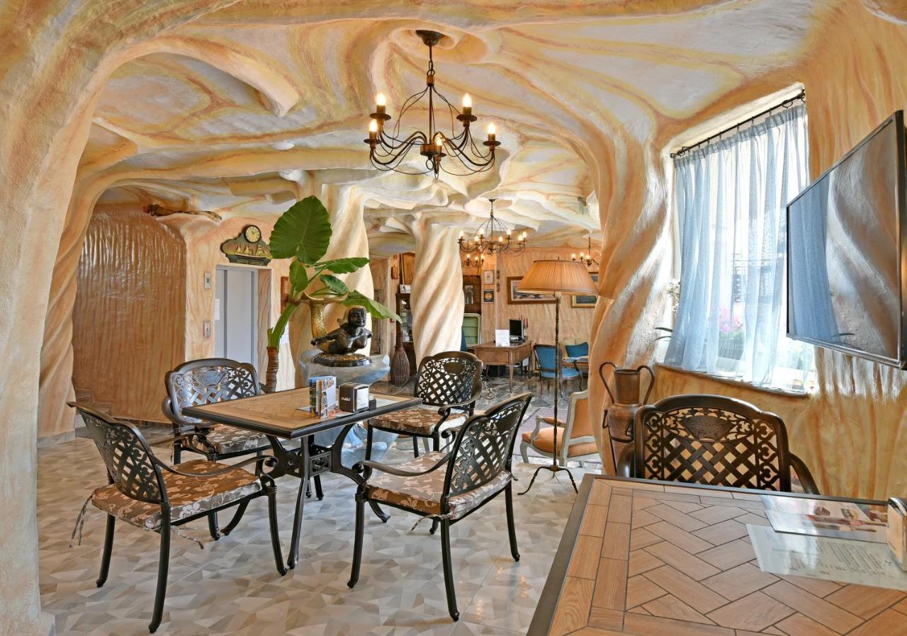 Sirena Palace Family Hotel Obzor Esterno foto
