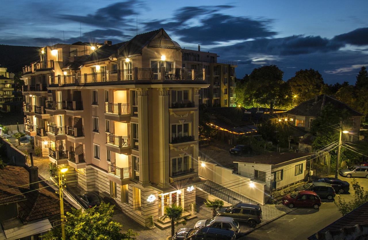 Sirena Palace Family Hotel Obzor Esterno foto